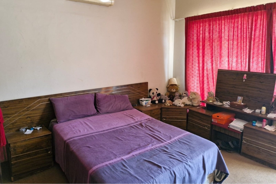 4 Bedroom Property for Sale in Roosheuwel North West